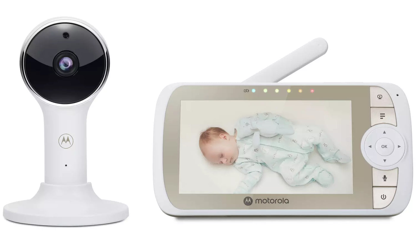 Motorola Babyalarm med 5" Forældreenhed og Full HD Overvågning via App