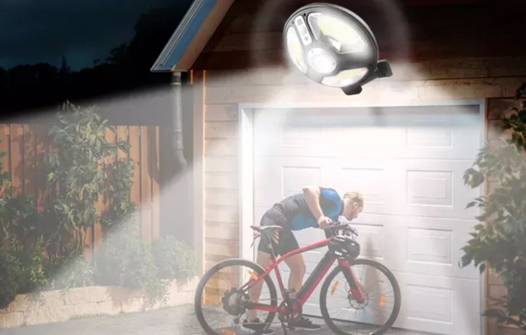 Solcelle lampe med 150 LED pærer med bevægelsessensor - We Do Better