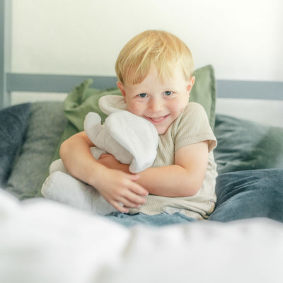 Elefant krammebamse  Musik og Bevægelige Ører – 24 cm