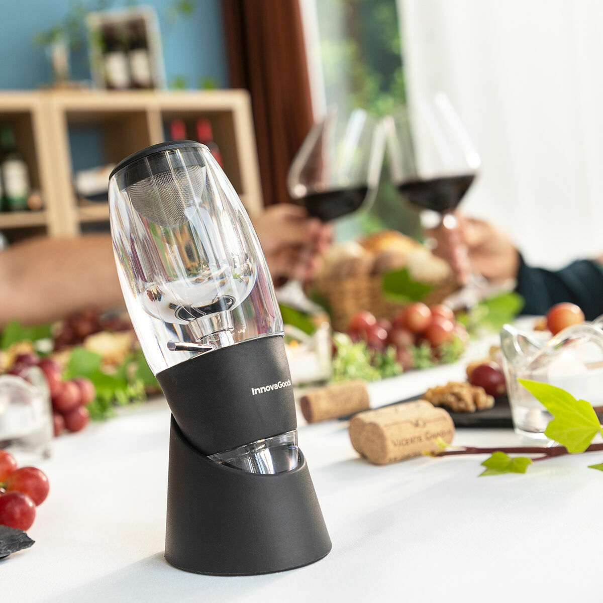 Vinlufter med Filter, Stativ og Fløjlspose – Perfekt Tilbehør til Vinelskere